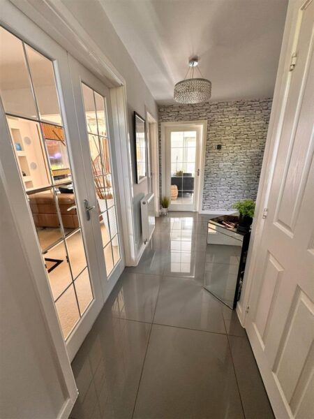 Coniston Close, Corby