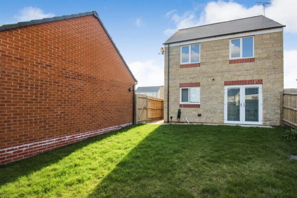 Silvester Road, Weldon, Corby