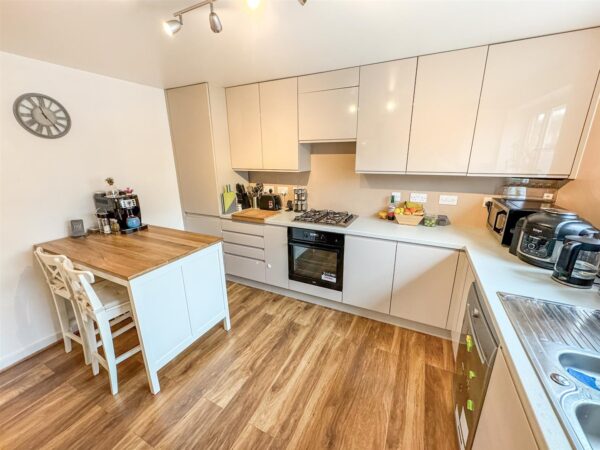 Oak Wood Drive, Corby