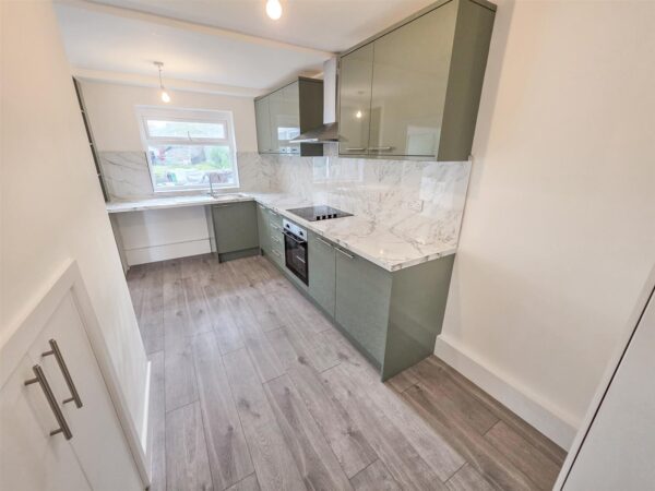 Clovelly Court, Corby