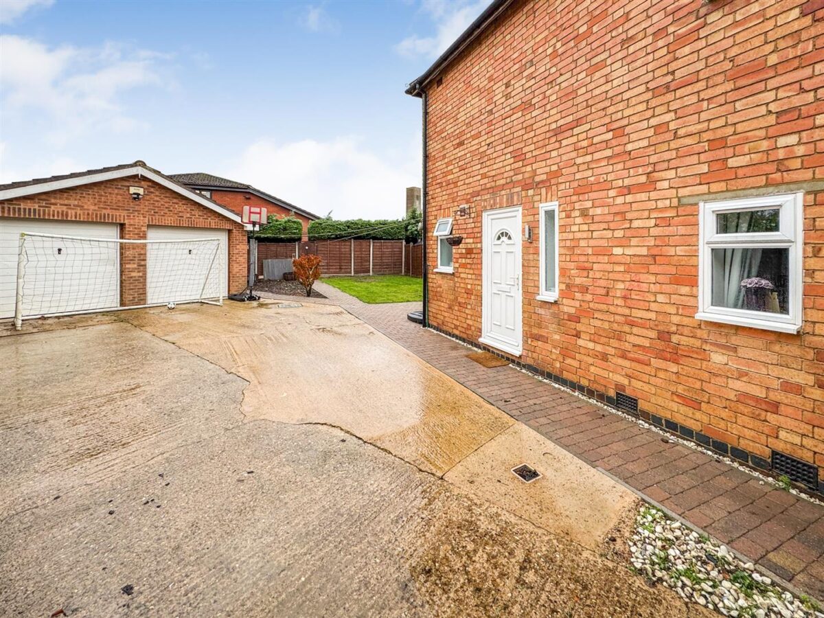 Willetts Close, Corby