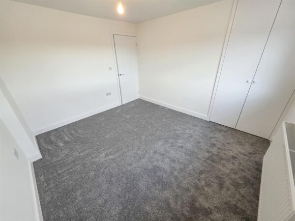 Clovelly Court, Corby