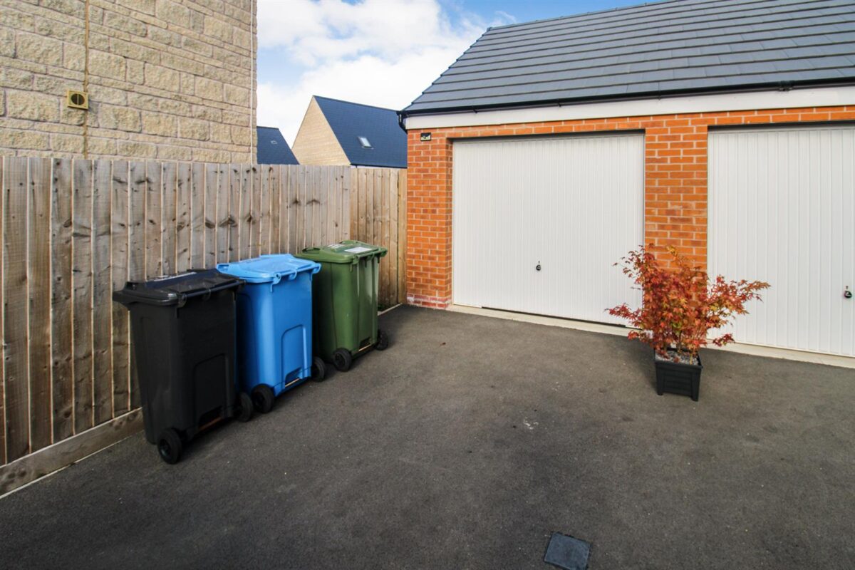 Silvester Road, Weldon, Corby