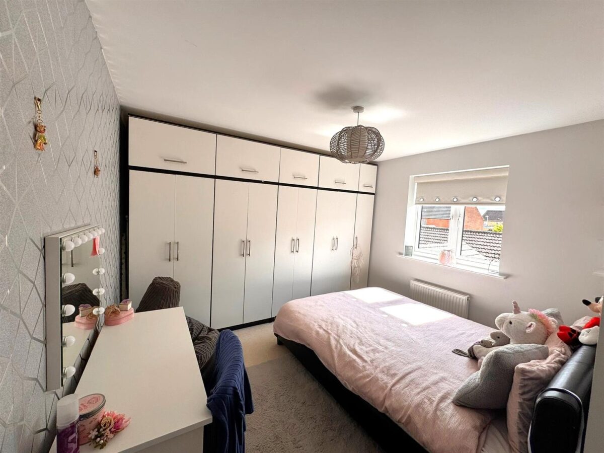 Coniston Close, Corby