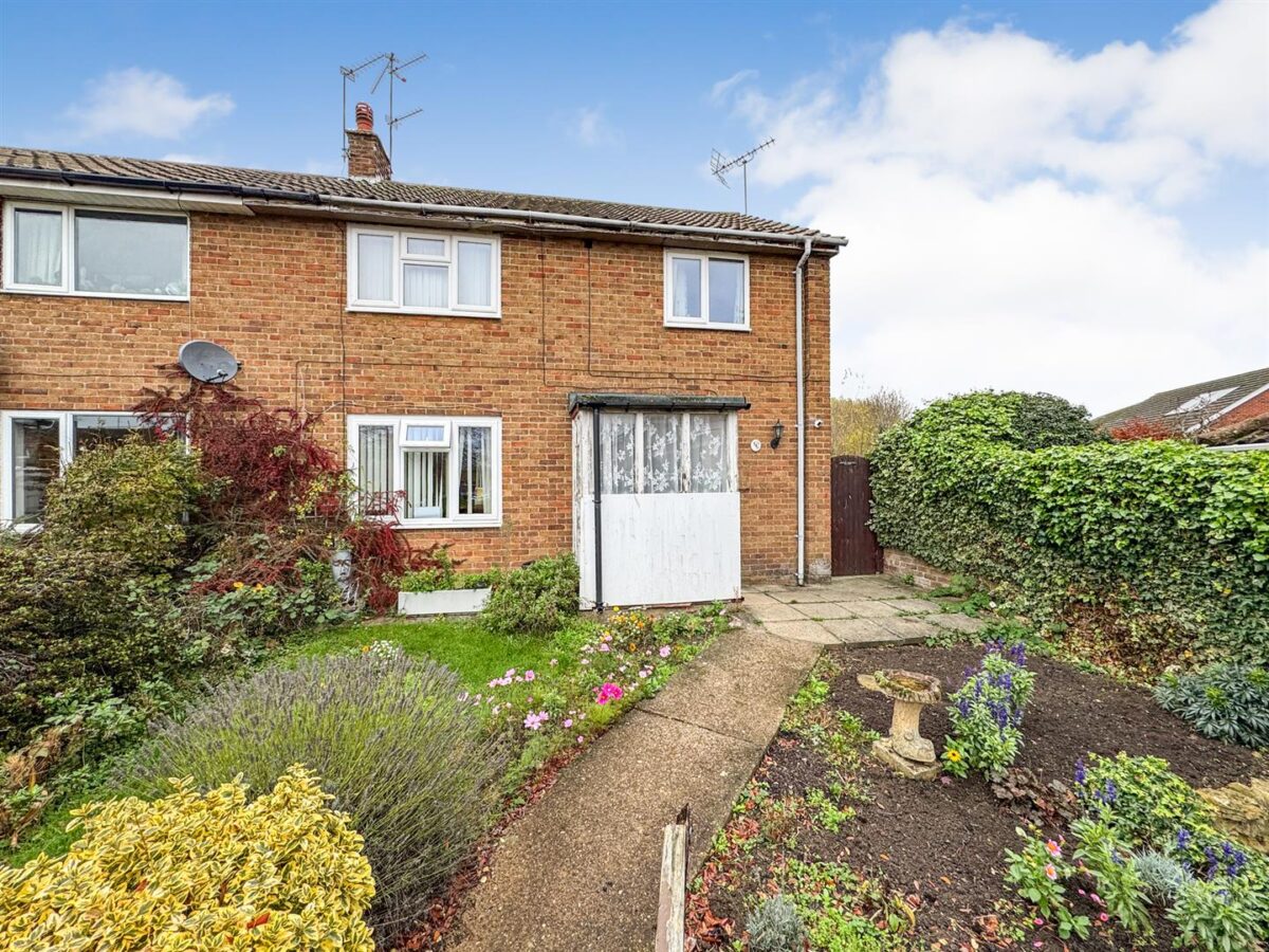 White Post Court, Corby