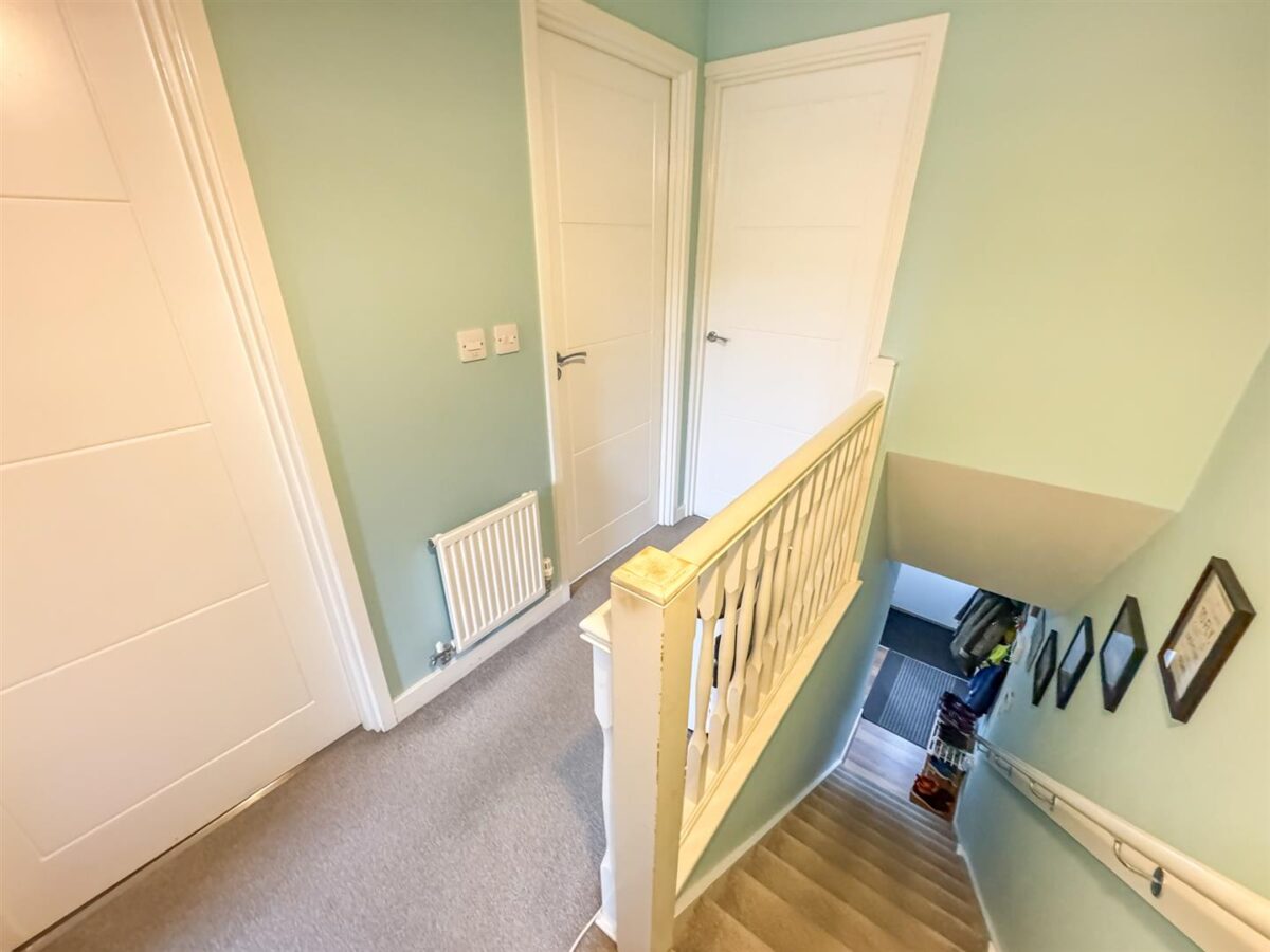 Oak Wood Drive, Corby