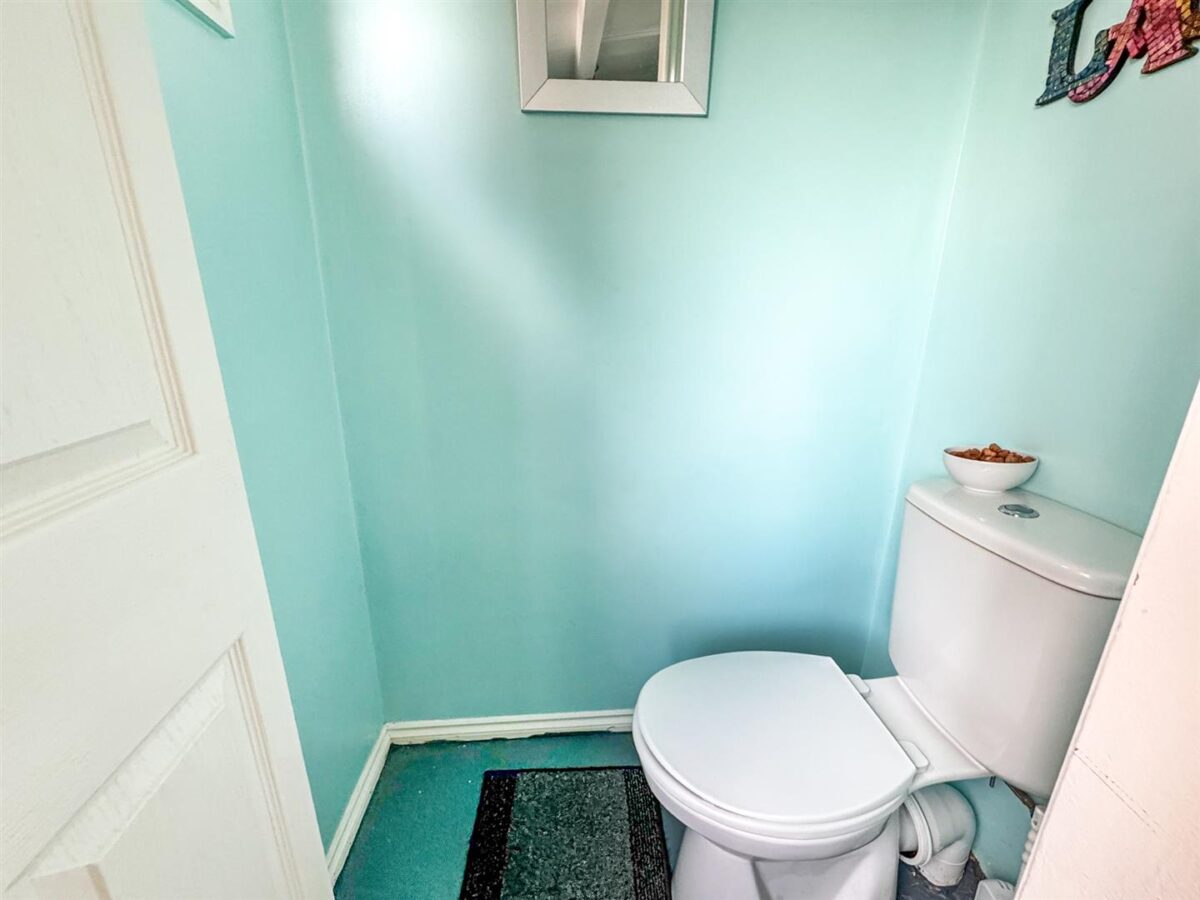 Studfall Avenue, Corby