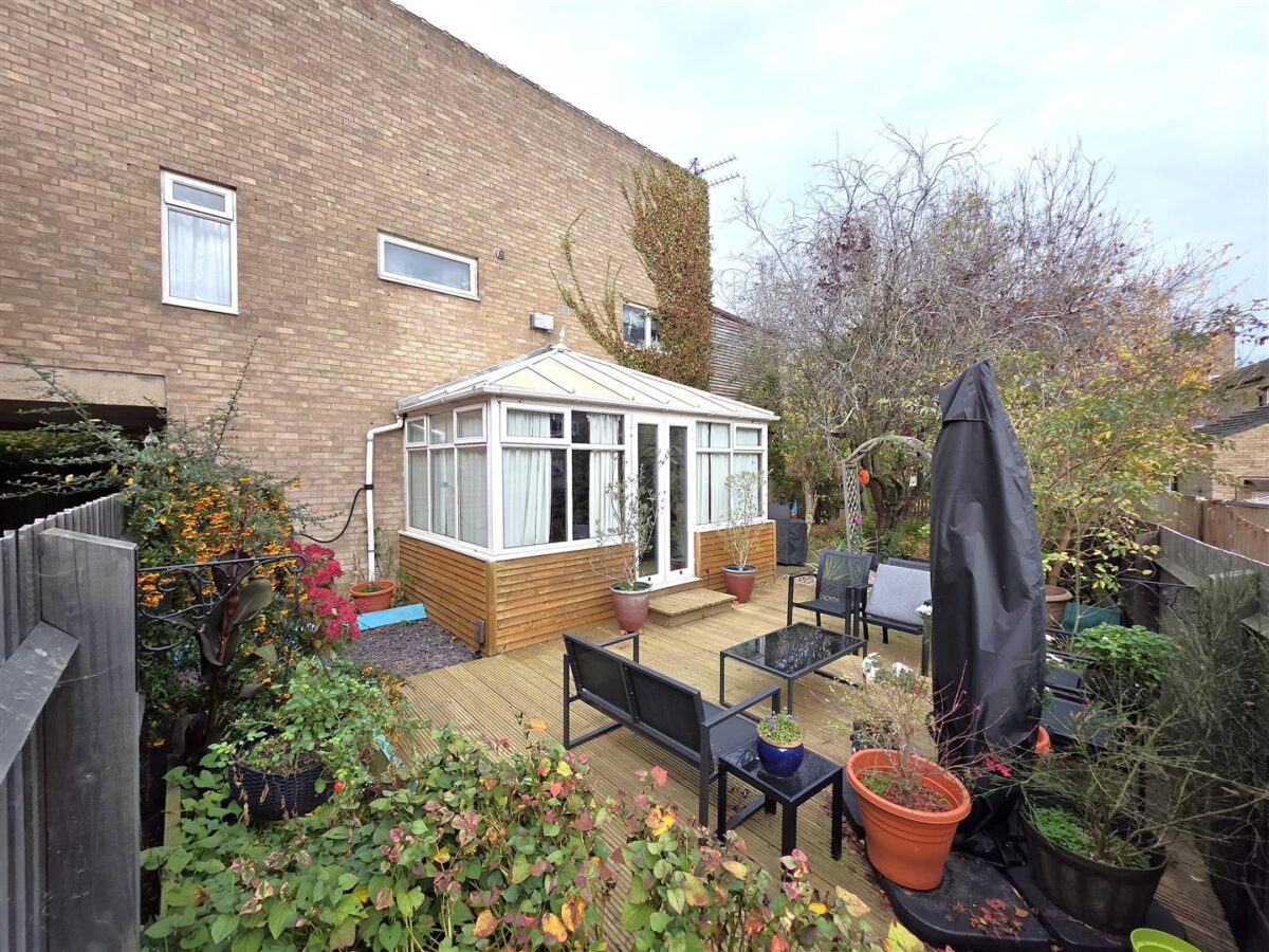 Blenheim Walk, Corby