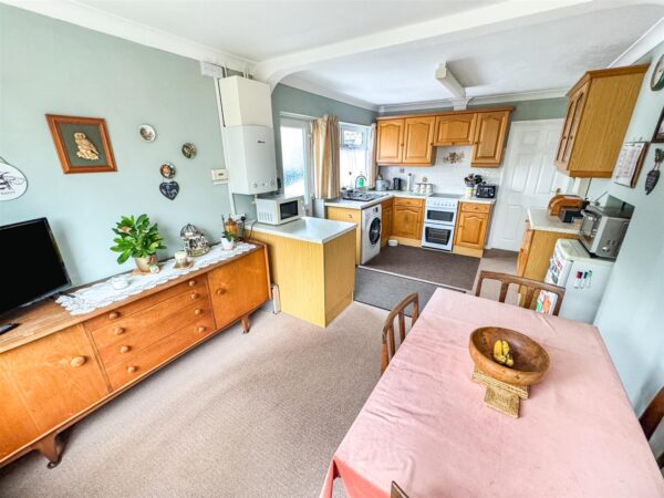 Home Farm Road, Stanion, Kettering