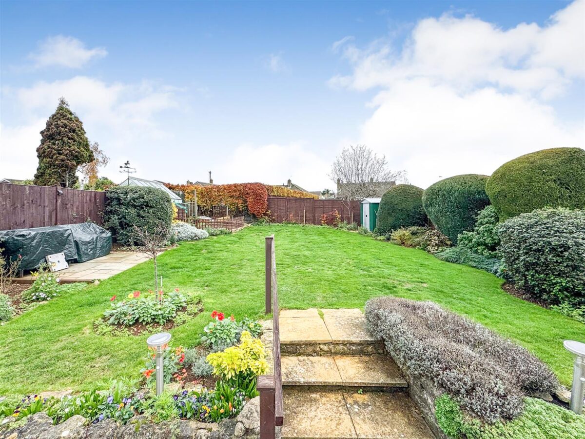 Home Farm Road, Stanion, Kettering