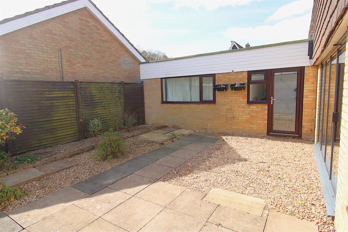Coldermeadow Avenue, Corby