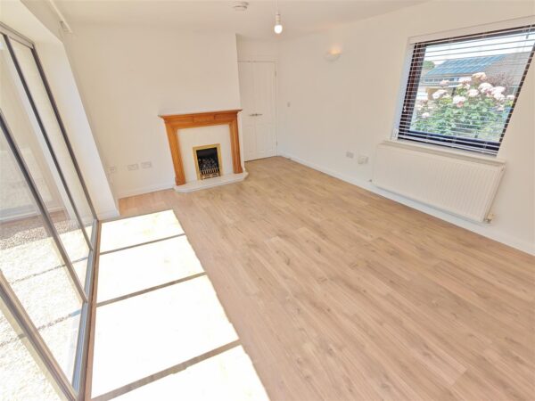 Coldermeadow Avenue, Corby