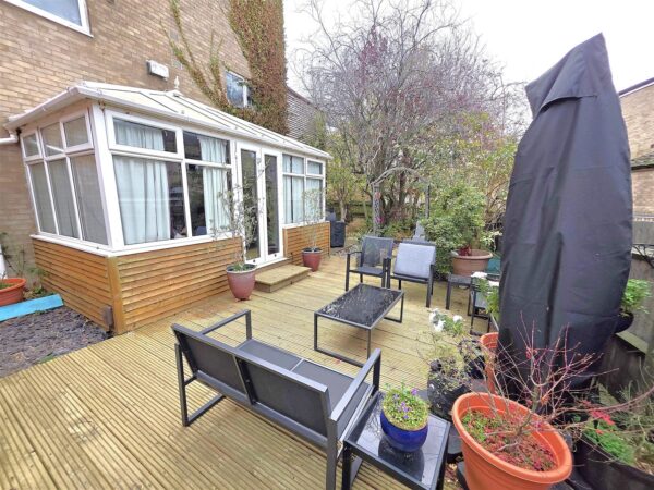 Blenheim Walk, Corby