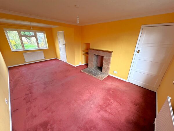 De Roos Way, Stoke Albany, Market Harborough