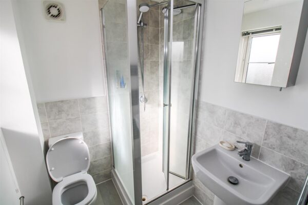 Silvester Road, Weldon, Corby