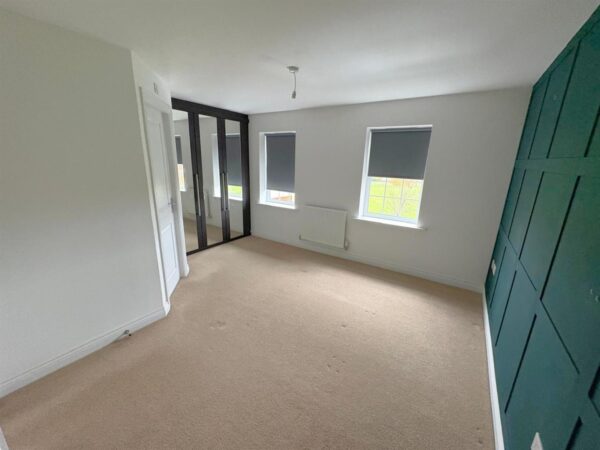 Starling Close, Corby