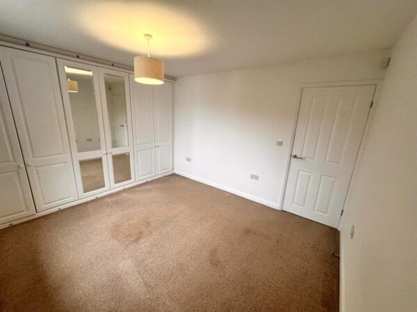 Coldermeadow Avenue, Corby