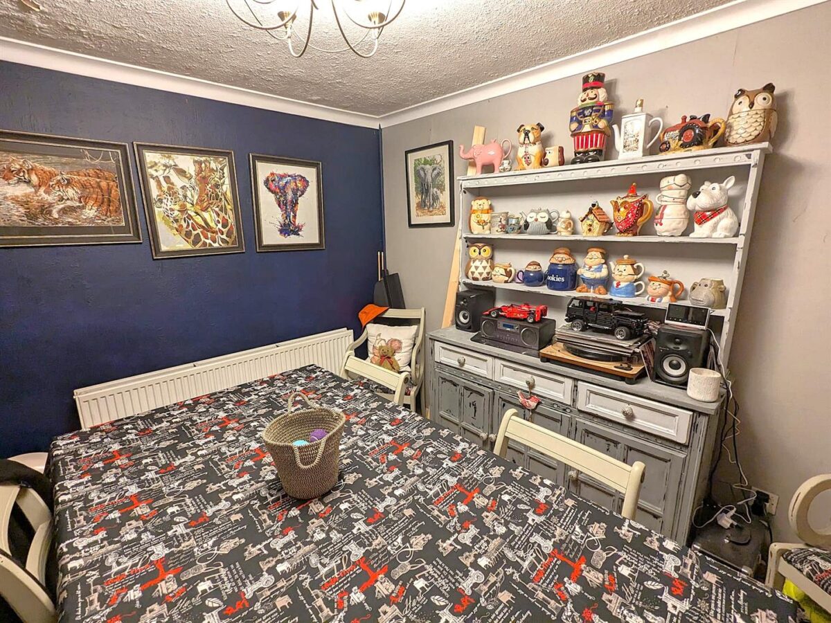 Blenheim Walk, Corby