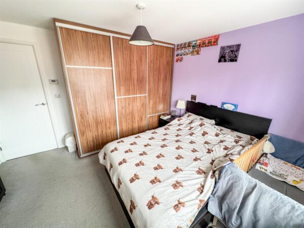 Oak Wood Drive, Corby