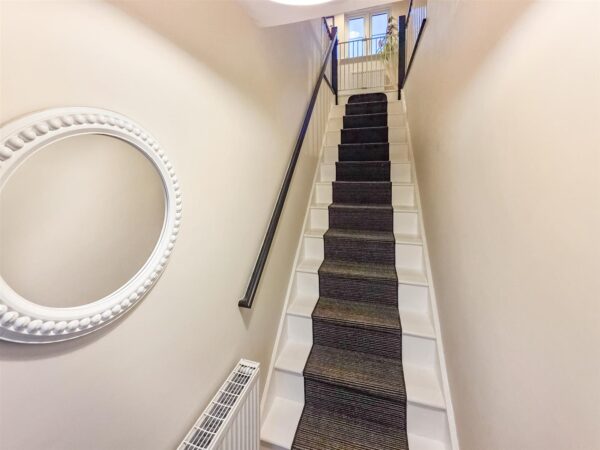 Flinders Close, Corby