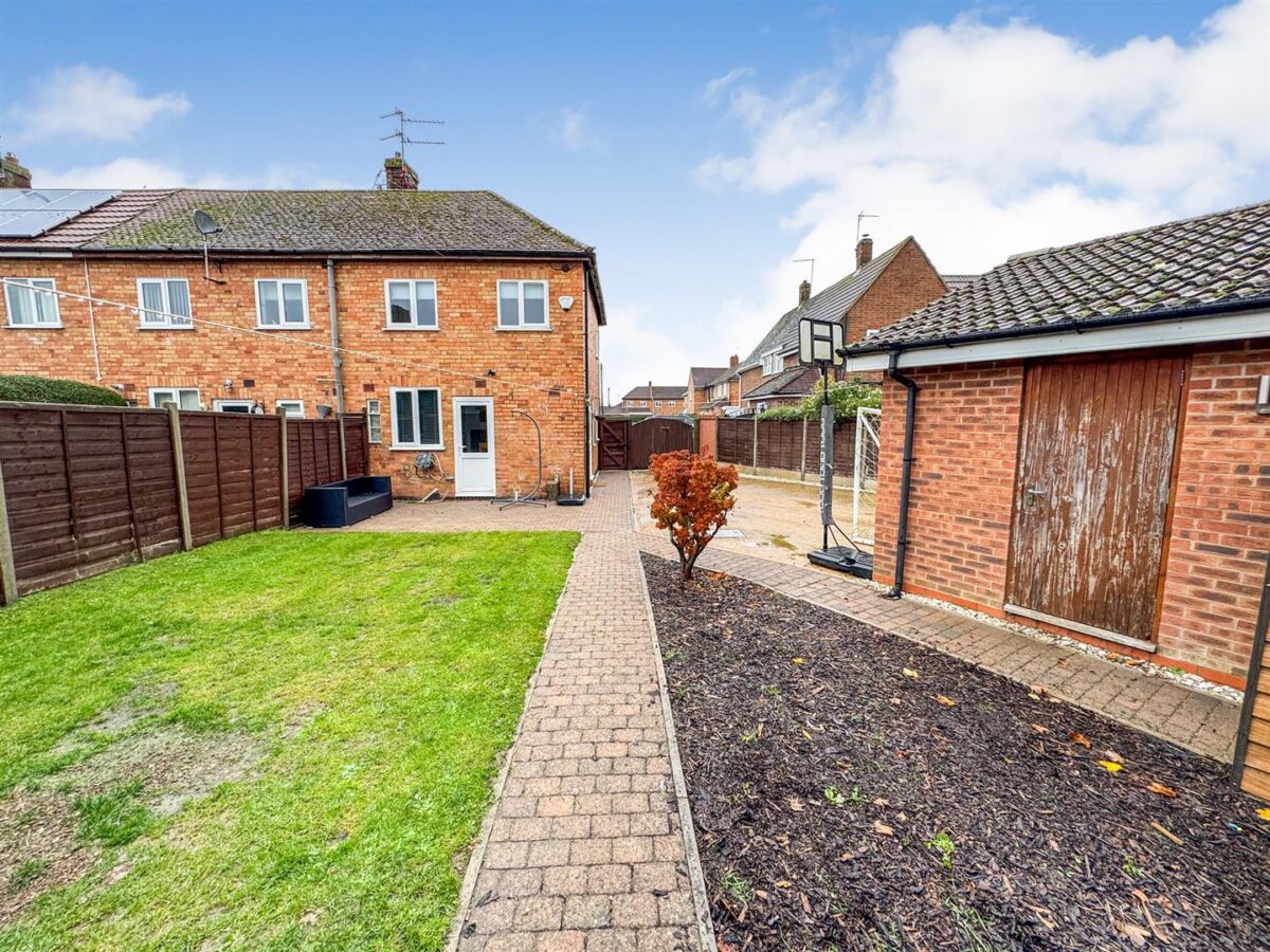 Willetts Close, Corby