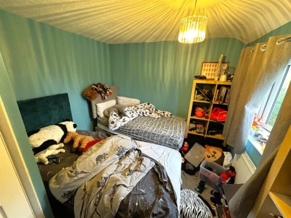 White Post Court, Corby