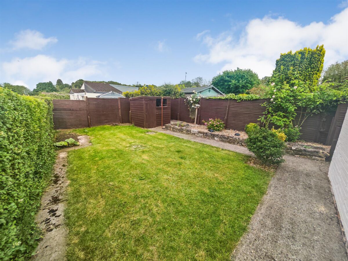 Coldermeadow Avenue, Corby
