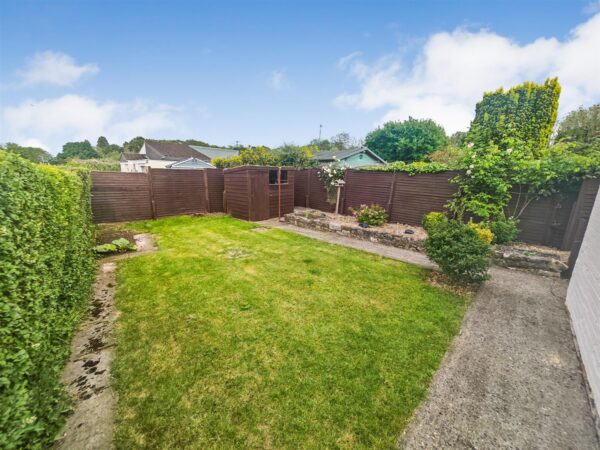 Coldermeadow Avenue, Corby