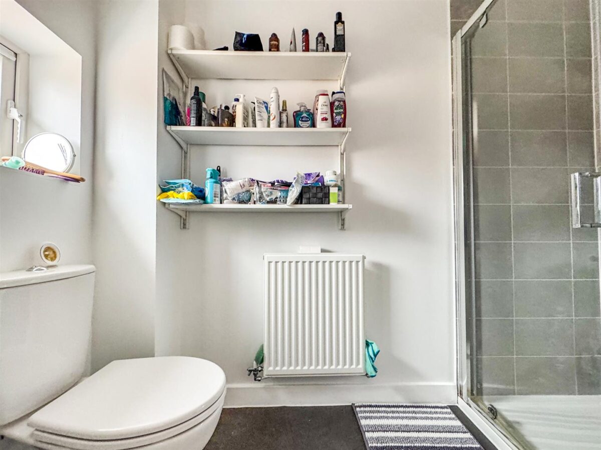 Oak Wood Drive, Corby