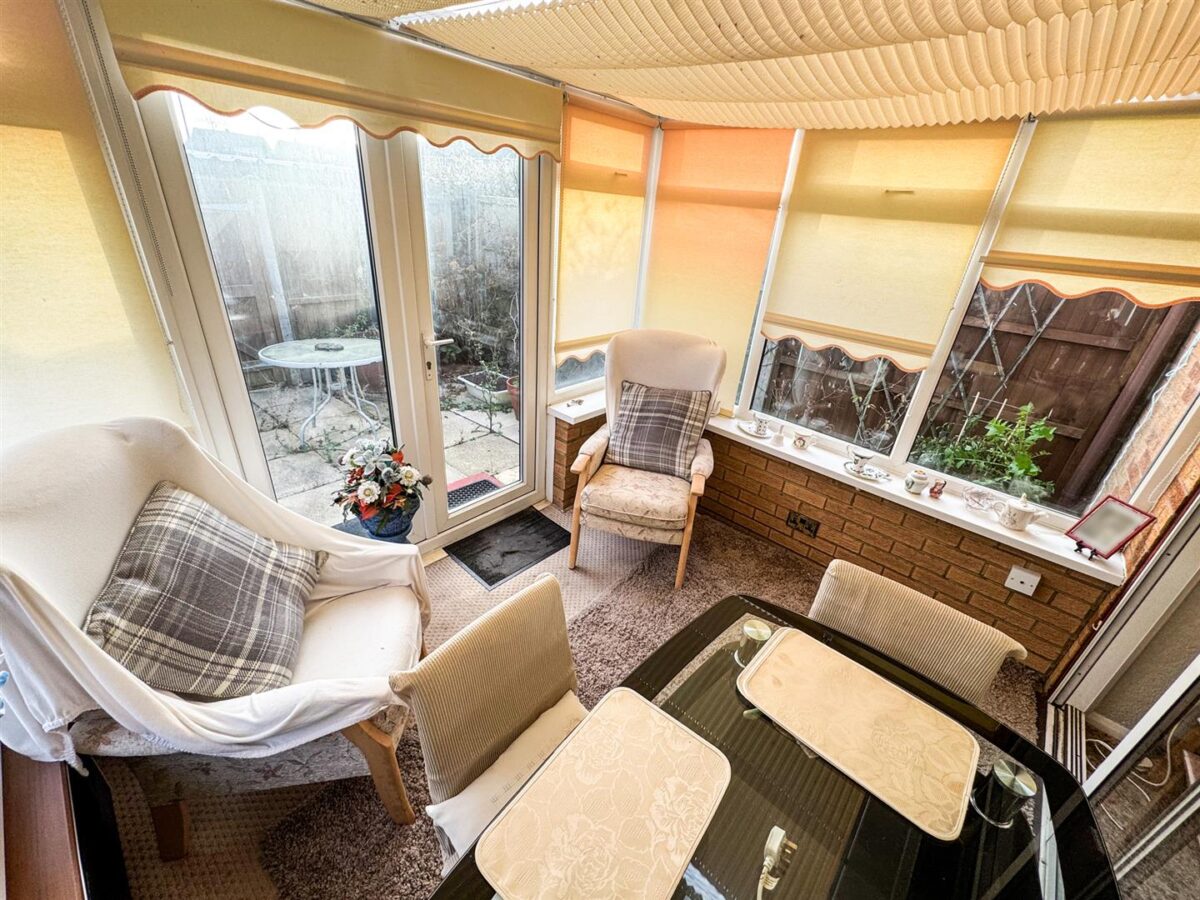 Minehead Close, Corby