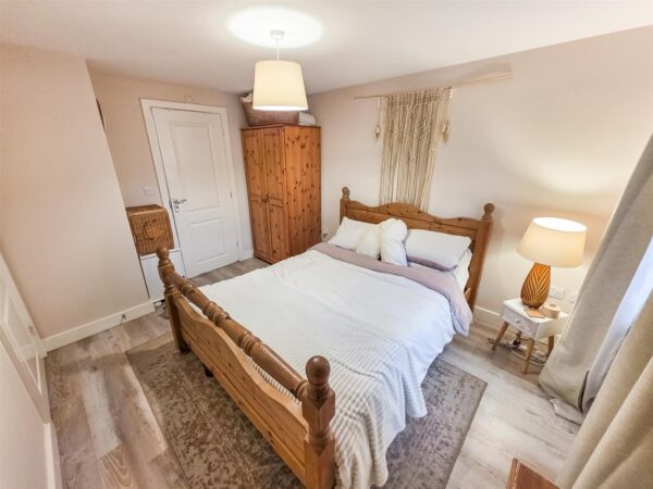 Flinders Close, Corby