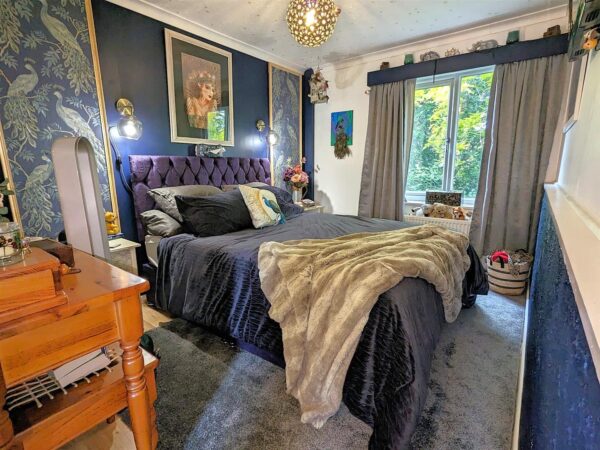 Blenheim Walk, Corby