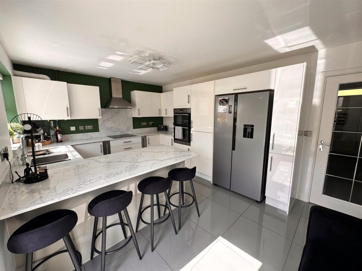 Coniston Close, Corby