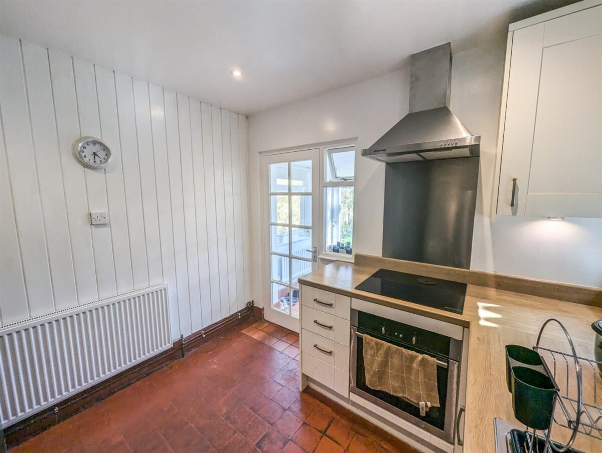 Cottingham Road, Corby