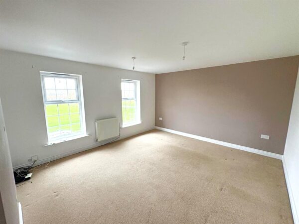 Starling Close, Corby