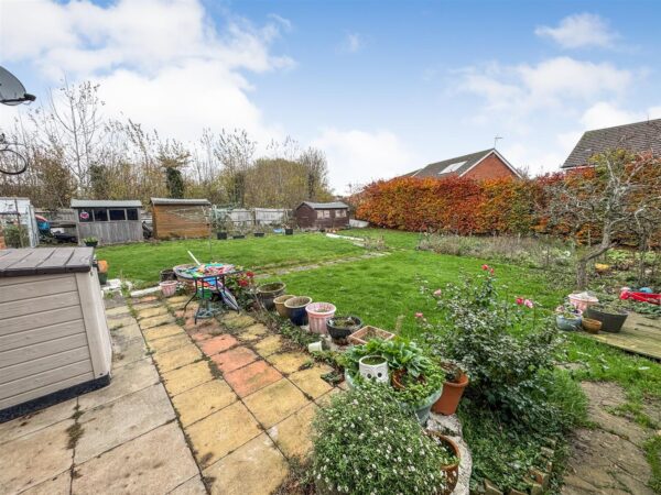 White Post Court, Corby