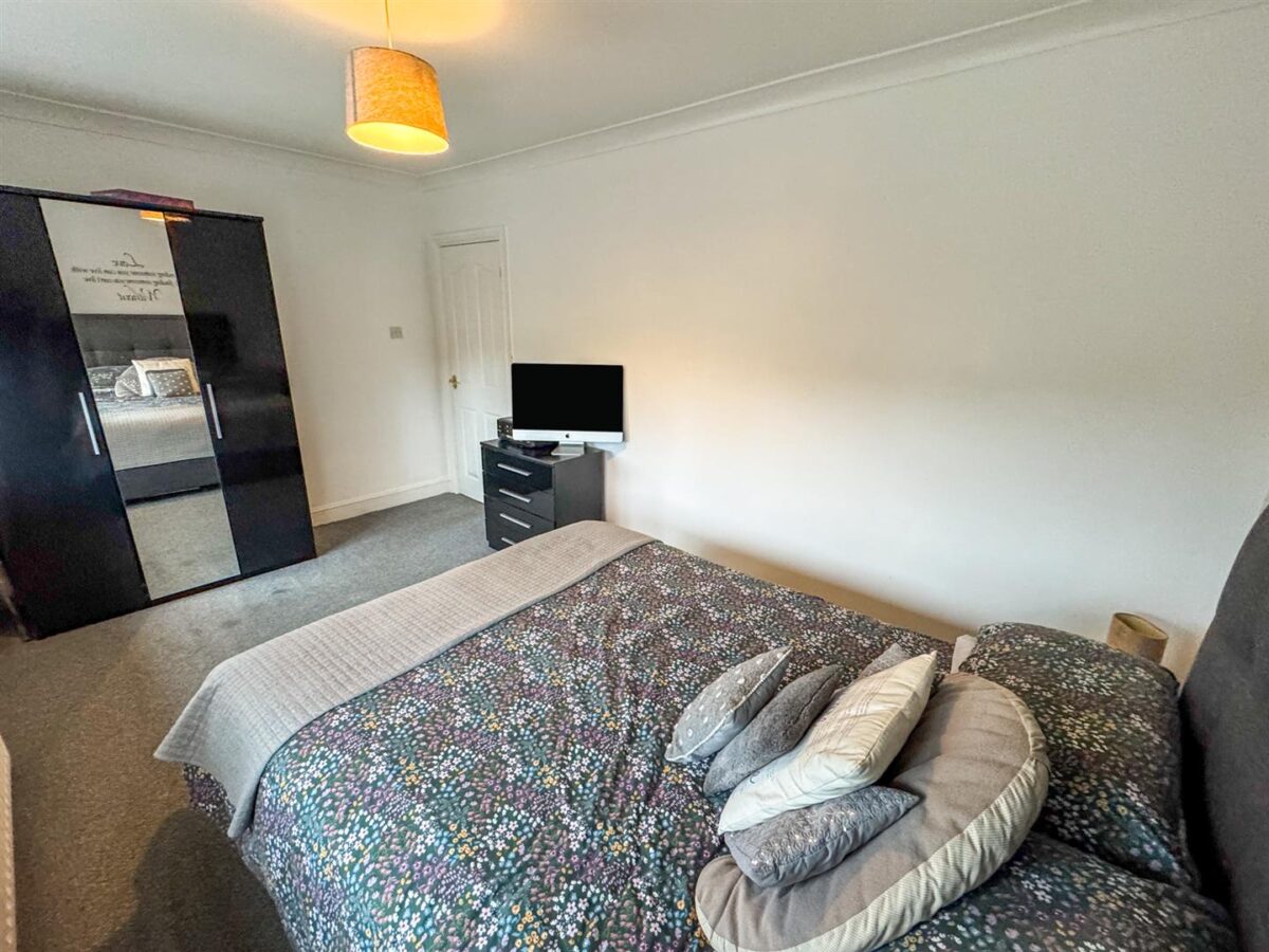 Willetts Close, Corby