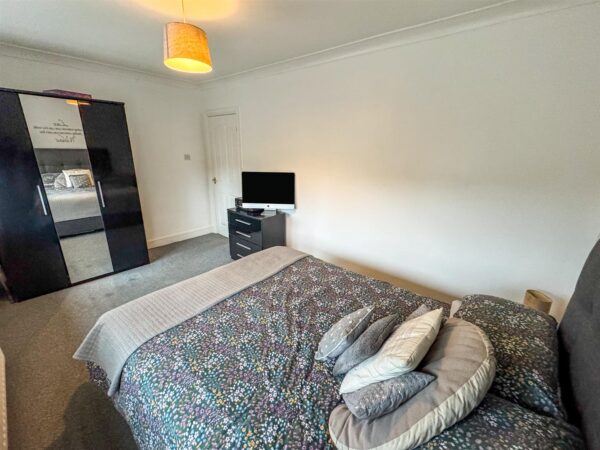 Willetts Close, Corby