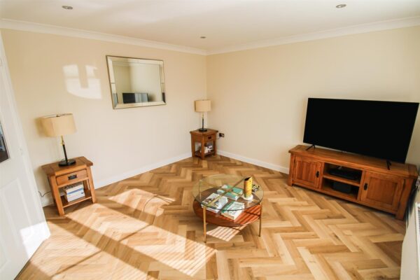 Silvester Road, Weldon, Corby