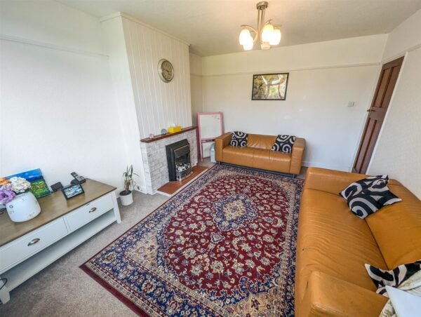 Cottingham Road, Corby