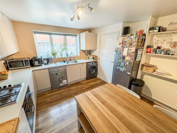 Oak Wood Drive, Corby