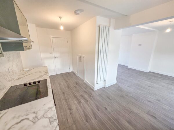 Clovelly Court, Corby