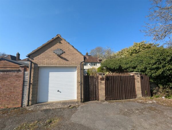 Cottingham Road, Corby