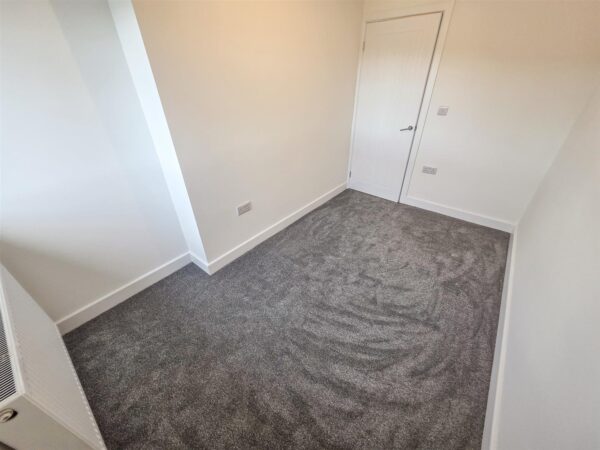 Clovelly Court, Corby