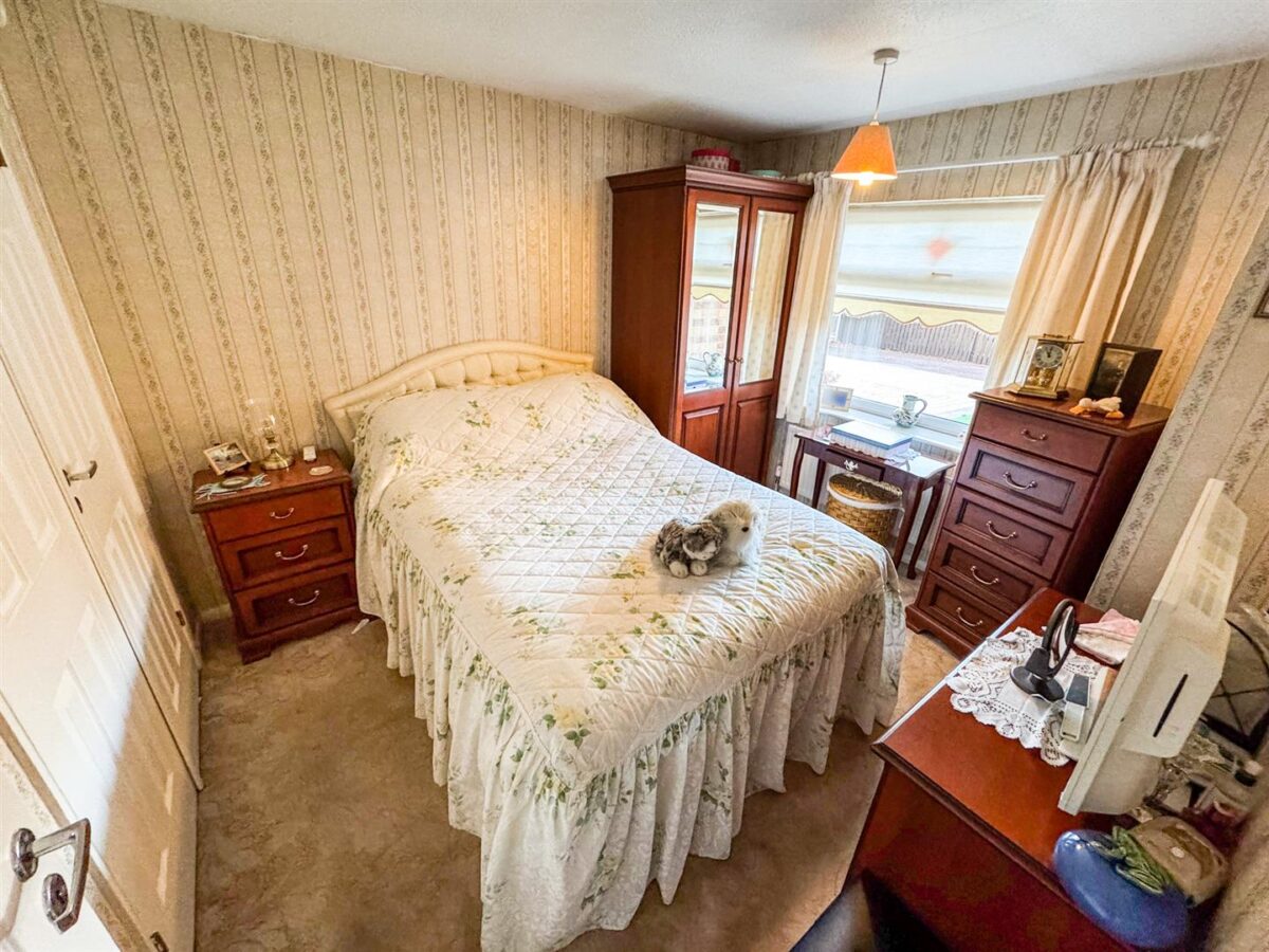 Minehead Close, Corby