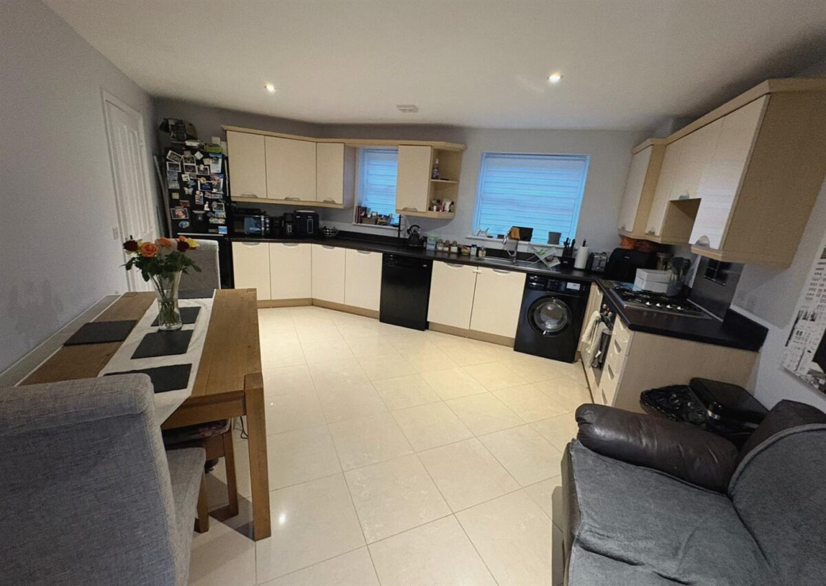 Frith Close, Great Oakley, Corby