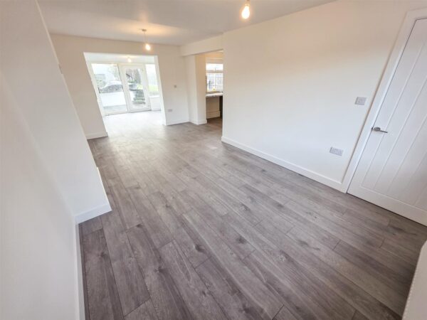 Clovelly Court, Corby