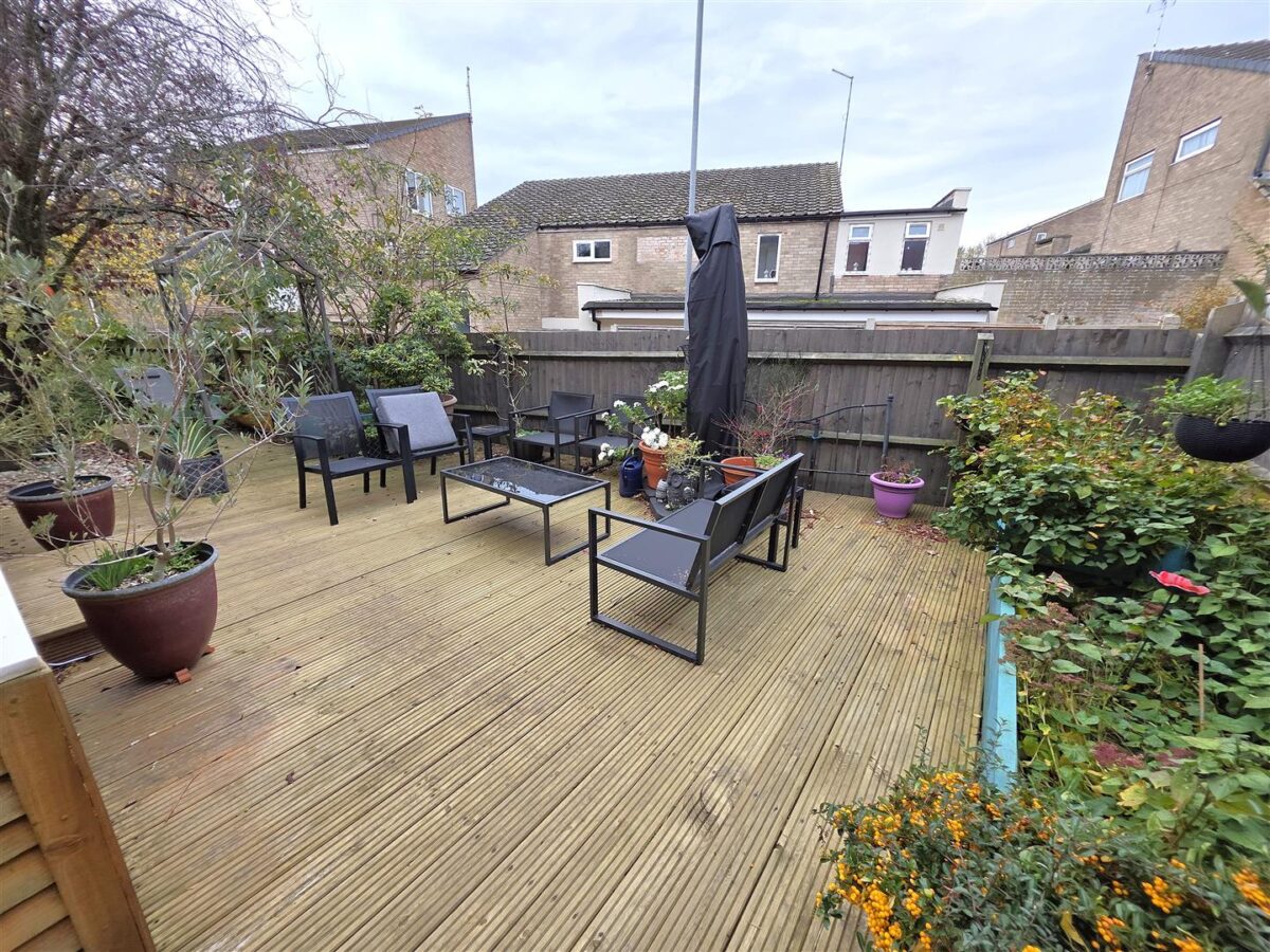 Blenheim Walk, Corby