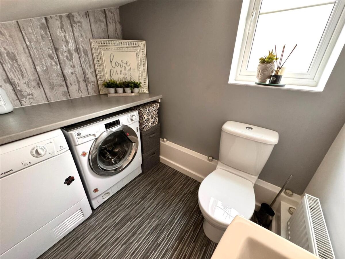 Coniston Close, Corby