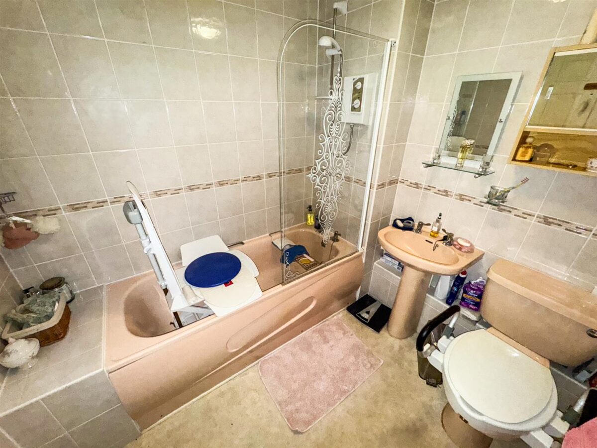 Minehead Close, Corby